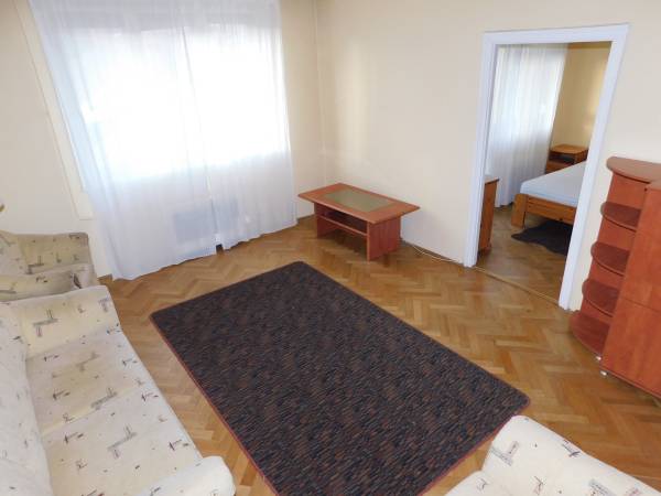 kiadó téglalakás, Eger
